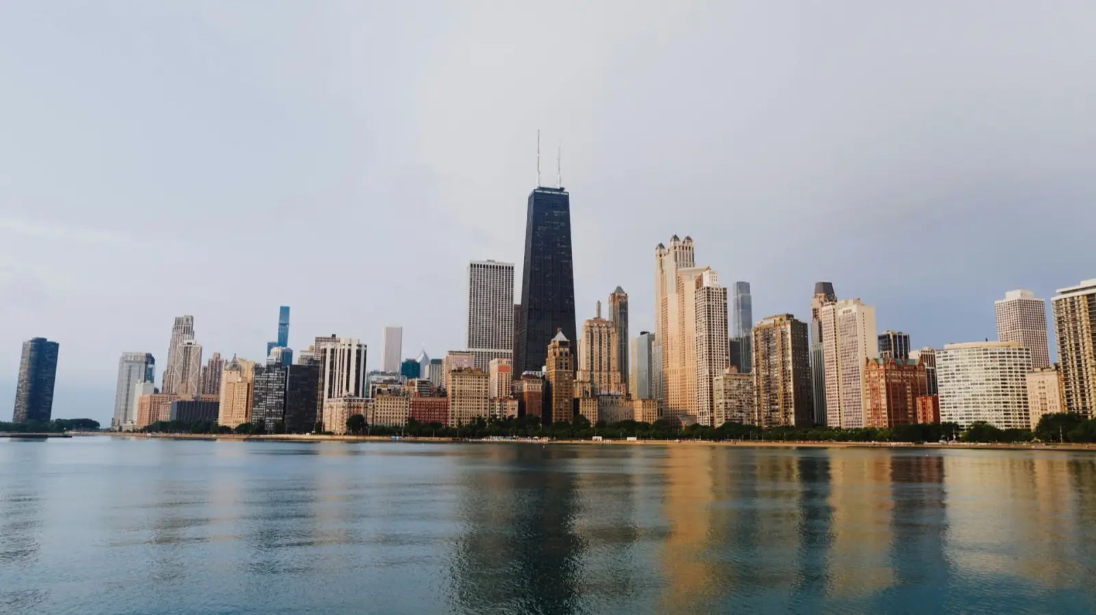 Chicago skyline along Lake Michigan